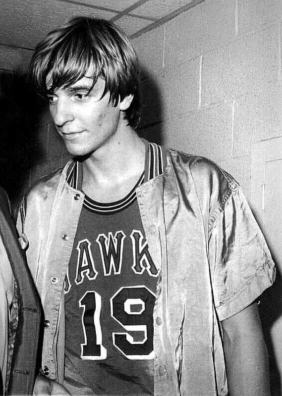 Editorial tile: Pete Maravich