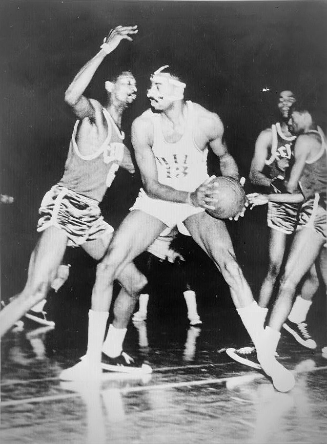 Wilt Chamberlain and Bill Russell during a 1960s NBA game