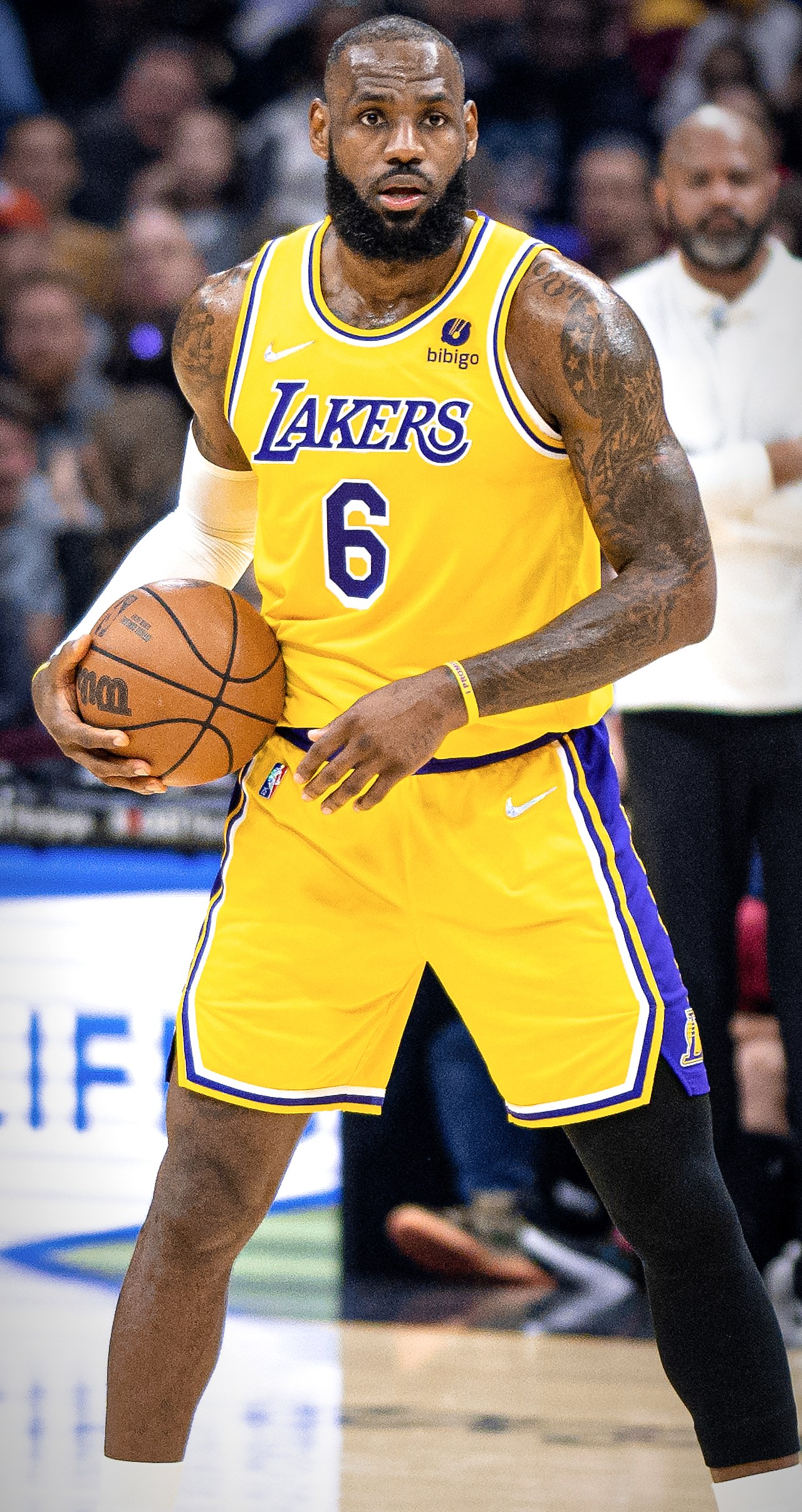 Editorial tile: NBA all-time scoring leaders, the record chain